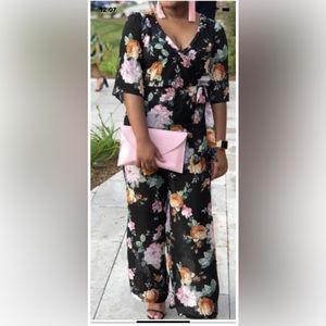 bailey blue Black Floral Short Sleeve Jumper Womens Size 8